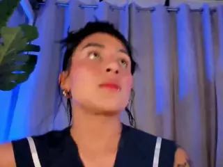 Xia Phoenix's Live Sex Cam Show