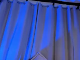 Xia Phoenix's Live Sex Cam Show