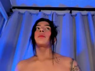 Xia Phoenix's Live Sex Cam Show