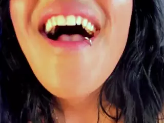 Xia Phoenix's Live Sex Cam Show