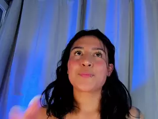 Xia Phoenix's Live Sex Cam Show