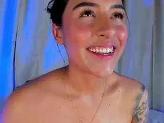 Xia Phoenix's Live Sex Cam Show