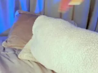 Xia Phoenix's Live Sex Cam Show