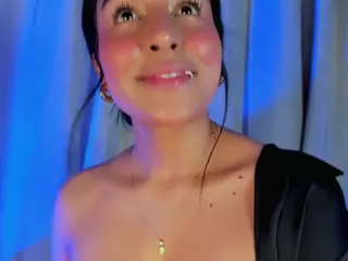 Xia Phoenix's Live Sex Cam Show