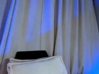 Xia Phoenix's Live Sex Cam Show