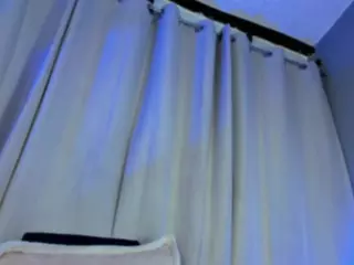 Xia Phoenix's Live Sex Cam Show