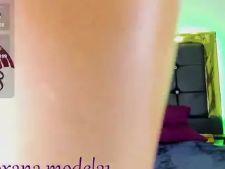 crystal-brubano's Live Sex Cam Show