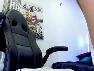 crystal-brubano's Live Sex Cam Show