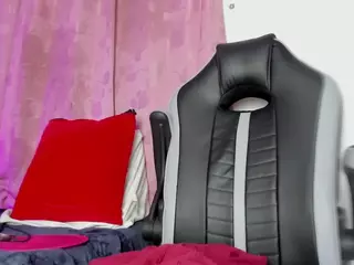 crystal-brubano's Live Sex Cam Show