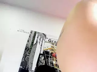crystal-brubano's Live Sex Cam Show