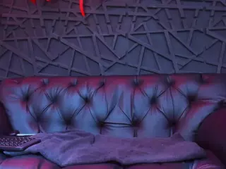 IvannaaKozlov's Live Sex Cam Show