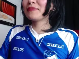 MYOMINIX's Live Sex Cam Show