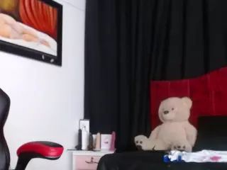 MYOMINIX's Live Sex Cam Show