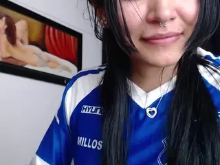MYOMINIX's Live Sex Cam Show