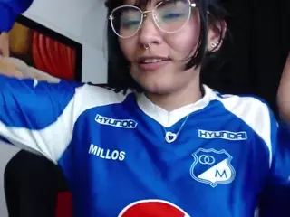 MYOMINIX's Live Sex Cam Show