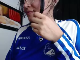 MYOMINIX's Live Sex Cam Show