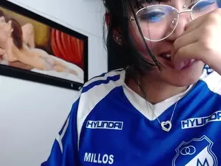 MYOMINIX's Live Sex Cam Show