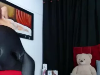 MYOMINIX's Live Sex Cam Show