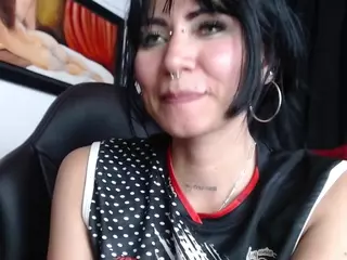 MYOMINIX's Live Sex Cam Show