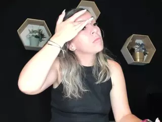 Alesys69's Live Sex Cam Show