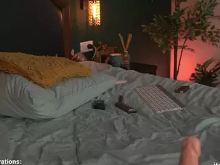 AlyonaqueenX's Live Sex Cam Show