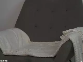 AlyonaqueenX's Live Sex Cam Show