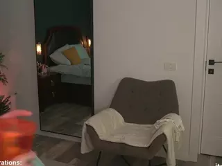 AlyonaqueenX's Live Sex Cam Show