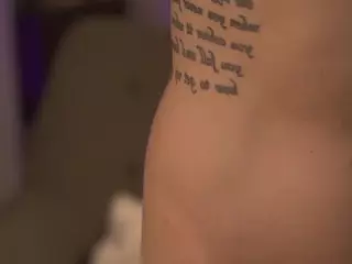 AlyonaqueenX's Live Sex Cam Show