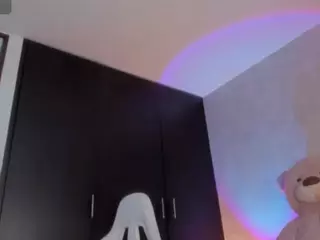 AntonellaMorelli's Live Sex Cam Show