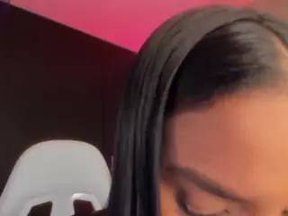 AntonellaMorelli's Live Sex Cam Show