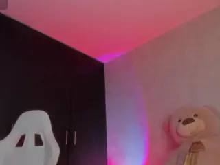 AntonellaMorelli's Live Sex Cam Show