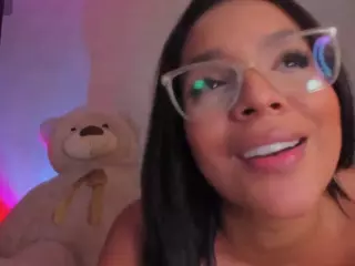 AntonellaMorelli's Live Sex Cam Show