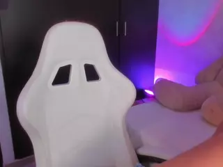 AntonellaMorelli's Live Sex Cam Show
