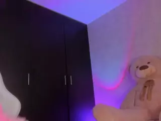 AntonellaMorelli's Live Sex Cam Show