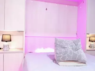SarahBleii's Live Sex Cam Show