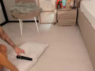 creambaby1's Live Sex Cam Show