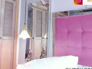 AkiraKings's Live Sex Cam Show