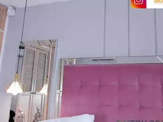AkiraKings's Live Sex Cam Show