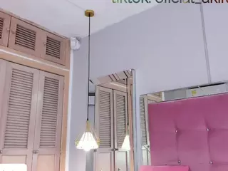 AkiraKings's Live Sex Cam Show