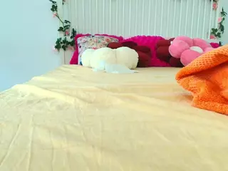 AlicePirss's Live Sex Cam Show