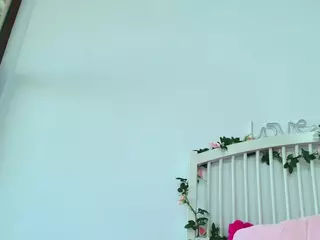 AlicePirss's Live Sex Cam Show