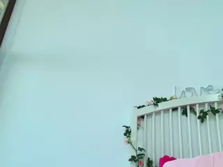 AlicePirss's Live Sex Cam Show
