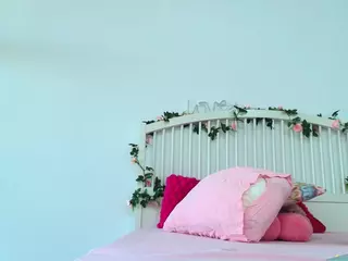 AlicePirss's Live Sex Cam Show