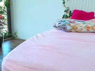 AlicePirss's Live Sex Cam Show