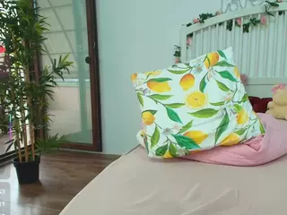 AlicePirss's Live Sex Cam Show