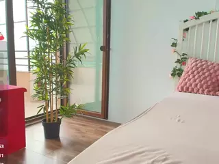AlicePirss's Live Sex Cam Show