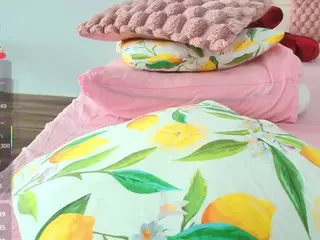 AlicePirss's Live Sex Cam Show