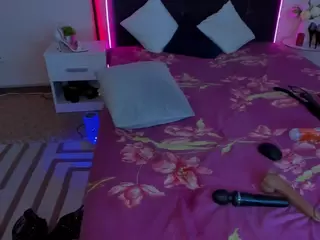 CassieEvanss's Live Sex Cam Show