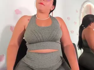 Sofii-Lopezz's Live Sex Cam Show