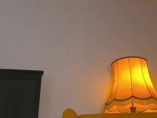 Yanira's Live Sex Cam Show